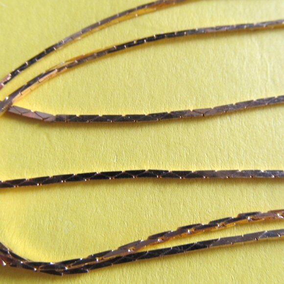 Vintage Petit point locket necklace - Picture 7 of 8